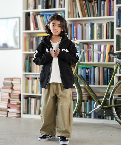RVCA(ルーカ)の「RVCA/ルーカ ジップアップ パーカー キッズ スウェット フーディー ロゴ 裏起毛 BF046-004(パーカー・キッズ・ブラック/ベージュ・130cm/140cm/150cm/160cm)」の7枚目の写真