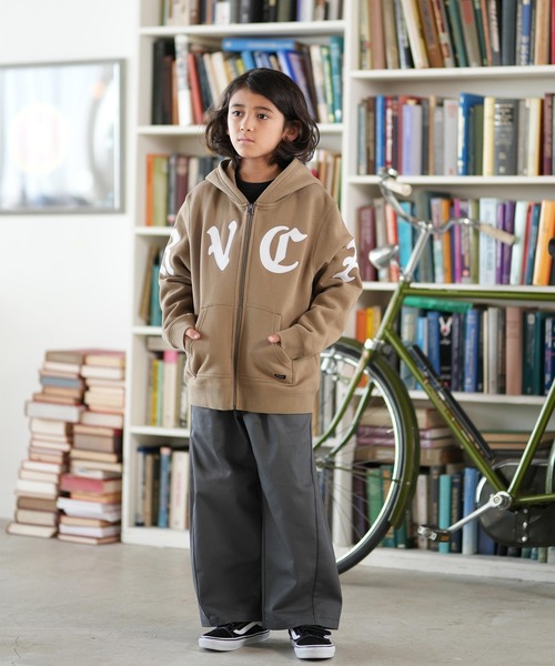 RVCA(ルーカ)の「RVCA/ルーカ ジップアップ パーカー キッズ スウェット フーディー ロゴ 裏起毛 BF046-004(パーカー・キッズ・ブラック/ベージュ・130cm/140cm/150cm/160cm)」の13枚目の写真