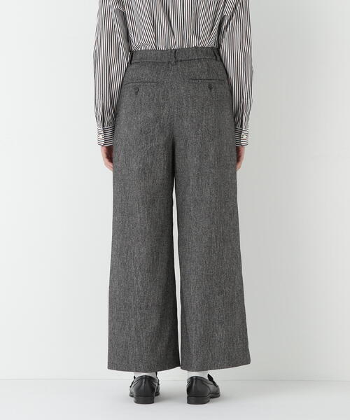 human woman(ヒューマンウーマン)の「◆シルクネップツイルツィードベイカーセミワイドパンツ(その他パンツ・レディース・ブラック/ベージュ・SMALL/MEDIUM/LARGE)」の8枚目の写真