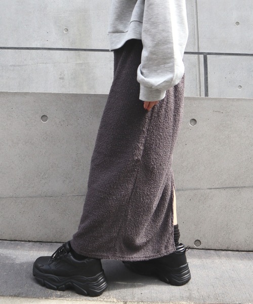 CECIL McBEE（セシルマクビー）の「シャギーナロースカート（スカート・レディース・ブラック/チャコールグレー・MEDIUM/LARGE）」の4枚目の写真