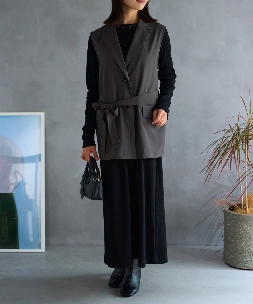 TRIANGLE PALETTE（トライアングルパレット）の「ベルト付きジレ/セットアップ対応（スーツベスト・レディース・ブラック/ベージュ/モカ/ダークグレー/グレー・FREE）」の15枚目の写真