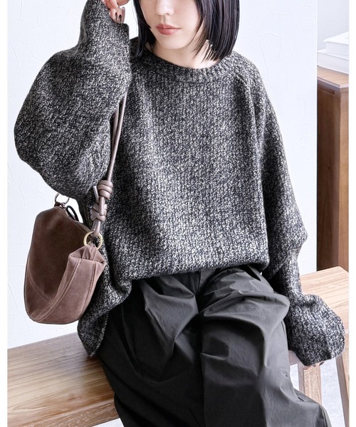 reca（レカ）の「ニュアンスメランジボリュームニット（ニット/セーター・レディース・ネイビー/ブラウン系その他/ボルドー・FREE）」の2枚目の写真