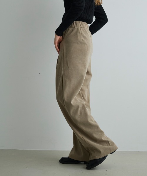 Mirette（ミレット）の「タック入りコーデュロイワイドパンツ Tucked Corduroy Wide Pants（その他パンツ・レディース・ブラウン/サンドベージュ/ブラック系/ブラック・MEDIUM/SMALL/LARGE）」の8枚目の写真