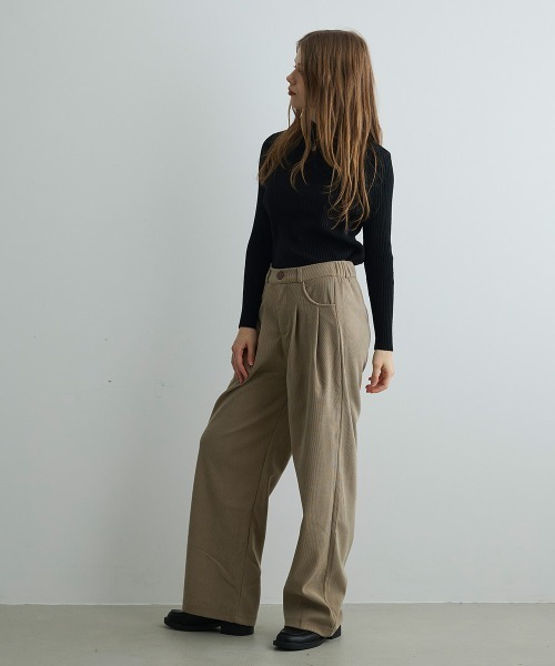 Mirette（ミレット）の「タック入りコーデュロイワイドパンツ Tucked Corduroy Wide Pants（その他パンツ・レディース・ブラウン/サンドベージュ/ブラック系/ブラック・MEDIUM/SMALL/LARGE）」の13枚目の写真