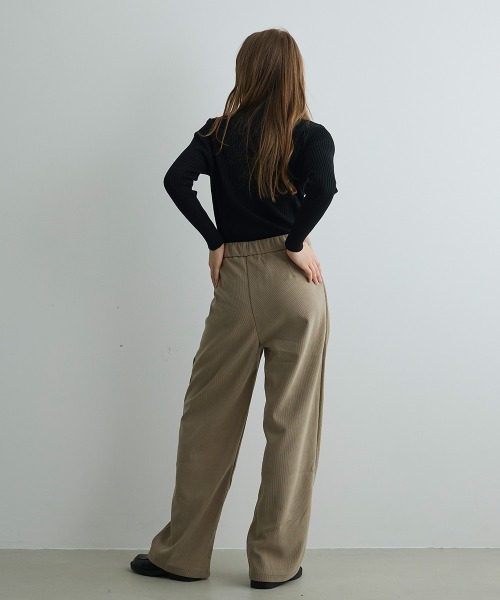 Mirette（ミレット）の「タック入りコーデュロイワイドパンツ Tucked Corduroy Wide Pants（その他パンツ・レディース・ブラウン/サンドベージュ/ブラック系/ブラック・MEDIUM/SMALL/LARGE）」の15枚目の写真