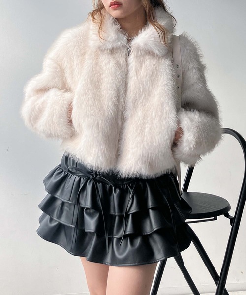 AS KNOW AS plus(アズノゥアズプラス)の「♪Wジップファスナー フェイクファーブルゾン(ブルゾン・レディース・グレイッシュベージュ/アイボリー系/チャコールグレー/ベージュ×ブラック/ブラウン系/チャコールグレー×ブラック・FREE)」の20枚目の写真