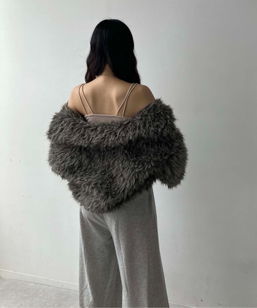 AS KNOW AS plus(アズノゥアズプラス)の「♪Wジップファスナー フェイクファーブルゾン(ブルゾン・レディース・グレイッシュベージュ/アイボリー系/チャコールグレー/ベージュ×ブラック/ブラウン系/チャコールグレー×ブラック・FREE)」の10枚目の写真