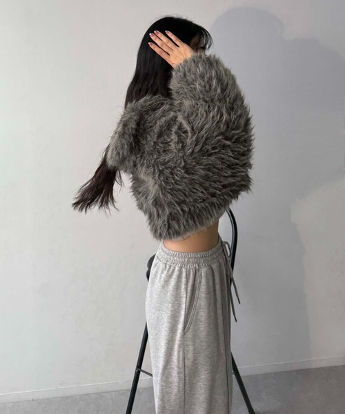 AS KNOW AS plus(アズノゥアズプラス)の「♪Wジップファスナー フェイクファーブルゾン(ブルゾン・レディース・グレイッシュベージュ/アイボリー系/チャコールグレー/ベージュ×ブラック/ブラウン系/チャコールグレー×ブラック・FREE)」の12枚目の写真