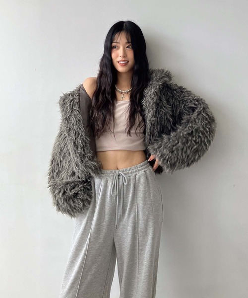 AS KNOW AS plus(アズノゥアズプラス)の「♪Wジップファスナー フェイクファーブルゾン(ブルゾン・レディース・グレイッシュベージュ/アイボリー系/チャコールグレー/ベージュ×ブラック/ブラウン系/チャコールグレー×ブラック・FREE)」の9枚目の写真