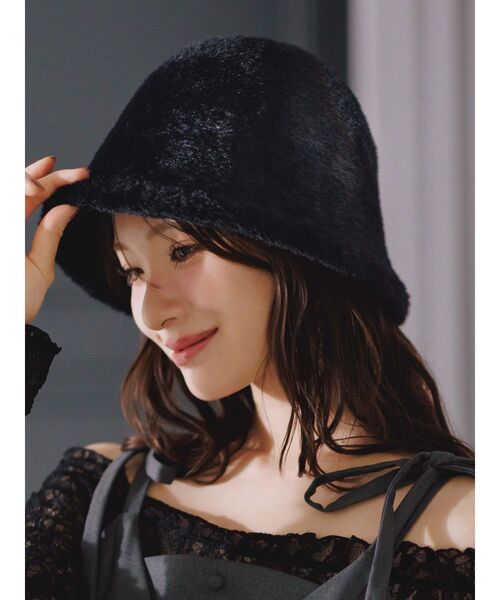 MERCURYDUO(マーキュリーデュオ)の「ファーバケハ(ハット・レディース・ブラック/グレー/オフホワイト・FREE)」の1枚目の写真