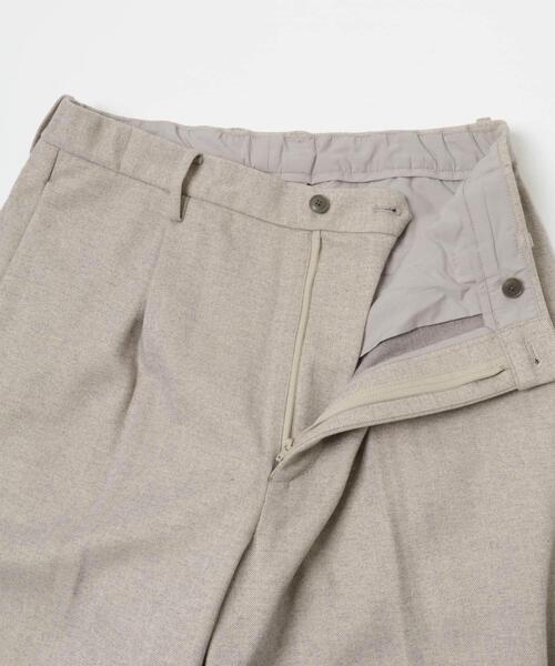 URBAN RESEARCH ROSSO MEN(アーバンリサーチロッソメン)の「ストレッチヘリンボーン1タックワイドスラックス(その他パンツ・メンズ・チャコールグレー/アイボリー/グレー系その他・MEDIUM/LARGE)」の8枚目の写真