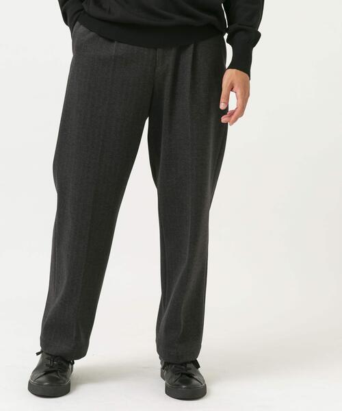 URBAN RESEARCH ROSSO MEN（アーバンリサーチロッソメン）の「ストレッチヘリンボーン1タックワイドスラックス（その他パンツ・メンズ・チャコールグレー/アイボリー/グレー系その他・MEDIUM/LARGE）」の18枚目の写真