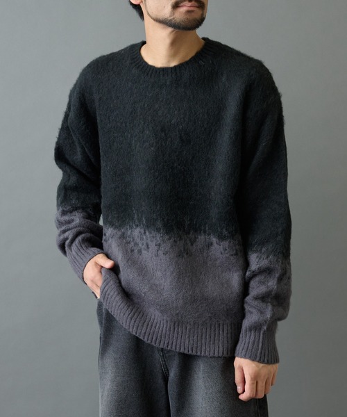 COLONY 2139（コロニートゥーワンスリーナイン）の「モヘアライクグラデーションニット（ニット/セーター・メンズ・ブラック/グレー/ブラウン・MEDIUM/LARGE）」の4枚目の写真