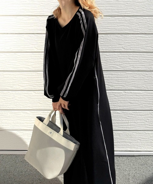 Q(キュー)の「ソフトダンボールバイカラーラインワンピース(ワンピース・レディース・ブラック/ダークオリーブ・MEDIUM)」の8枚目の写真