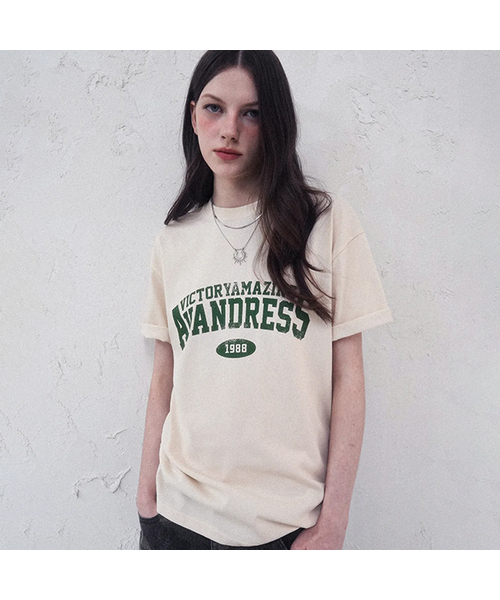 AVANDRESS(アバンドレス )の「Vintage Crack Hero Loosefit T-shirt - 5COL(Tシャツ/カットソー・メンズ・ブラック/ライトベージュ/ホワイト/ネイビー/ネイビー×ホワイト・LARGE/X-LARGE/SMALL/MEDIUM)」の3枚目の写真