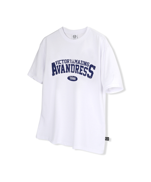 AVANDRESS(アバンドレス )の「Vintage Crack Hero Loosefit T-shirt - 5COL(Tシャツ/カットソー・メンズ・ブラック/ライトベージュ/ホワイト/ネイビー/ネイビー×ホワイト・LARGE/X-LARGE/SMALL/MEDIUM)」の9枚目の写真
