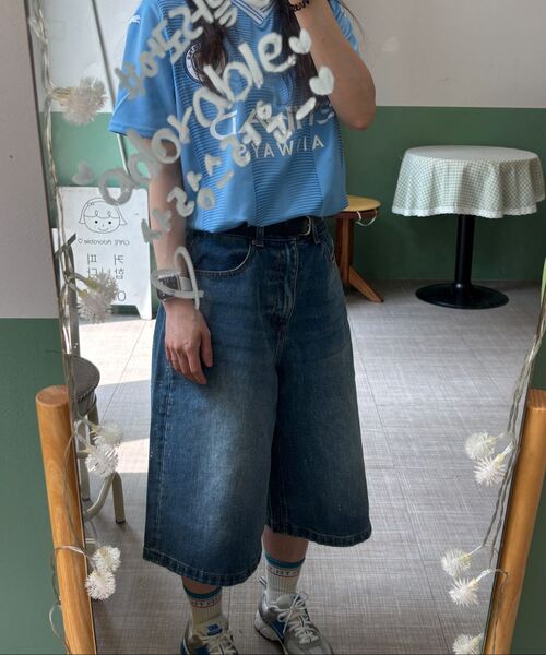 MUSINSA STANDARD WOMAN（ムシンサスタンダードウーマン）の「ウィメンズビッグブラシワイドバミューダデニムパンツ[ミディアムインディゴ]（デニムパンツ・レディース・その他・29/30/27/26/25/24/28）」の7枚目の写真