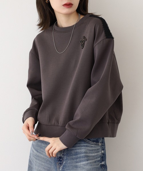 EGLANTINE（エグランティーヌ）の「EGLANTINE ブローチ風チェリー＆レースカットソー長袖（Tシャツ/カットソー・レディース・チャコールグレー/ブラウン/ブラック・38）」の10枚目の写真