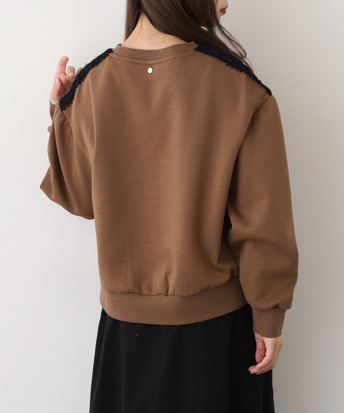 EGLANTINE（エグランティーヌ）の「EGLANTINE ブローチ風チェリー＆レースカットソー長袖（Tシャツ/カットソー・レディース・チャコールグレー/ブラウン/ブラック・38）」の19枚目の写真