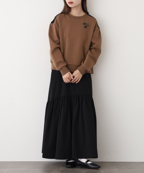 EGLANTINE（エグランティーヌ）の「EGLANTINE ブローチ風チェリー＆レースカットソー長袖（Tシャツ/カットソー・レディース・チャコールグレー/ブラウン/ブラック・38）」の20枚目の写真