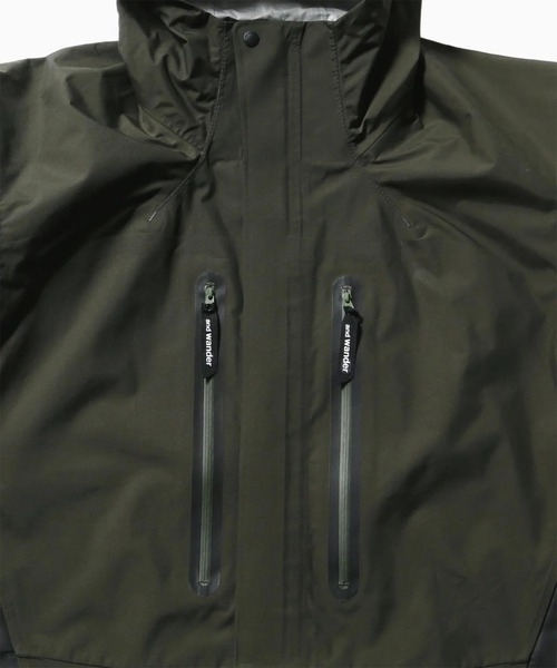 and wander（アンドワンダー）の「【and wander】2.5L hiker rain jacket（マウンテンパーカー・メンズ・ブラック/カーキ・M/L）」の9枚目の写真