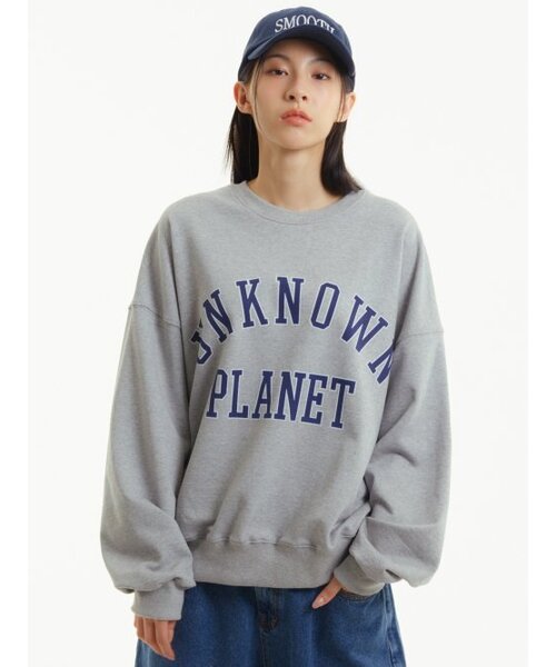 UNKNOWN PLANET(アンノウンプラネット)の「バスティロゴスウェットシャツメランジ(スウェット・レディース・その他・FREE)」の1枚目の写真