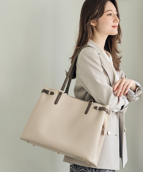 12Twelve Agenda(トゥエルブ アジェンダ)の「大容量配色ベルトA4バッグ(トートバッグ・レディース・グレー/チャコールグレー/ベージュ/ブラウン系その他/ベージュ系その他/グレー系その他/グレー系その他2・FREE)」の6枚目の写真