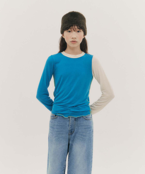 FRISE(フリゼ)の「ウールラウンド_ブルー_キッズ(Tシャツ/カットソー・レディース・その他・110/120)」の1枚目の写真