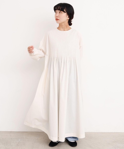 l'atelier du savon（アトリエドサボン）の「バスクシャツみたいなピンタックワンピース（ワンピース・レディース・オフホワイト/サックスブルー/ブラック/ピンク/レッド・FREE）」の19枚目の写真