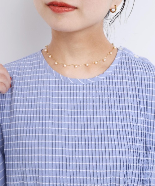 l'atelier du savon（アトリエドサボン）の「バスクシャツみたいなピンタックワンピース（ワンピース・レディース・オフホワイト/サックスブルー/ブラック/ピンク/レッド・FREE）」の12枚目の写真