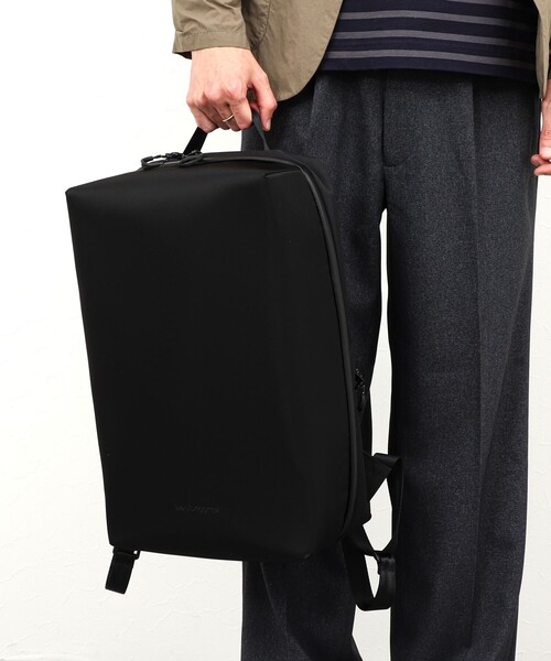 beruf baggage(ベルーフバゲッジ)の「【beruf baggage】《15インチ対応/20L》別注URBAN EXPLORER 20LD リモンタナイロン バックパック(バックパック/リュック・メンズ・ブラック・FREE)」の1枚目の写真