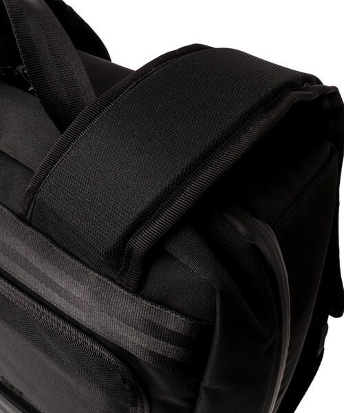 beruf baggage(ベルーフバゲッジ)の「【beruf baggage】《15インチ対応/20L》別注URBAN EXPLORER 20LD リモンタナイロン バックパック(バックパック/リュック・メンズ・ブラック・FREE)」の19枚目の写真