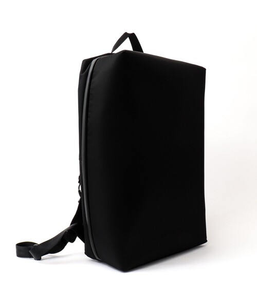 beruf baggage(ベルーフバゲッジ)の「【beruf baggage】《15インチ対応/20L》別注URBAN EXPLORER 20LD リモンタナイロン バックパック(バックパック/リュック・メンズ・ブラック・FREE)」の21枚目の写真