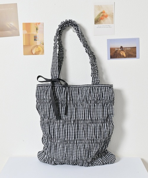 Honeys（ハニーズ）の「柄ギャザートート（トートバッグ・レディース・ホワイト系その他/ブラック系その他/イエロー系その他/ピンク系その他・FREE）」の3枚目の写真