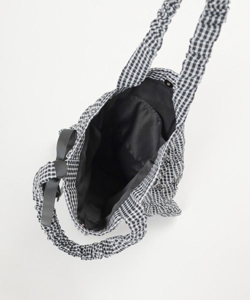 Honeys（ハニーズ）の「柄ギャザートート（トートバッグ・レディース・ホワイト系その他/ブラック系その他/イエロー系その他/ピンク系その他・FREE）」の18枚目の写真