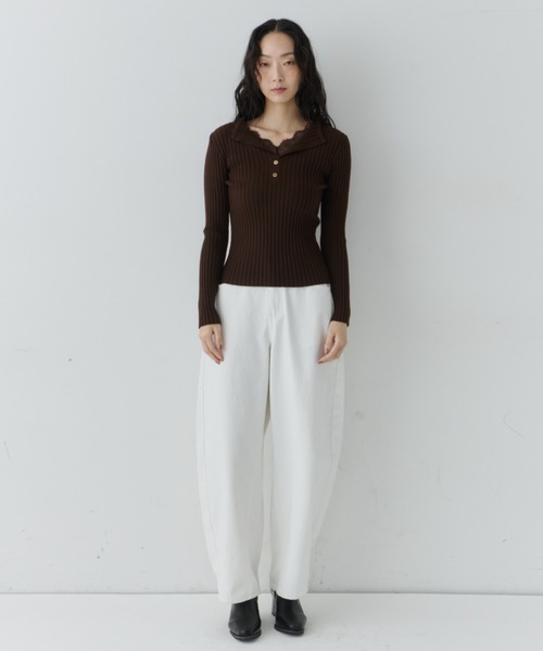 NUJOH(ヌゾ)の「Layered Lace Henley Knit / レイヤードレースヘンリーニット(Tシャツ/カットソー・レディース・ライトベージュ/ブラウン/ホワイト/チャコールグレー・FREE)」の10枚目の写真