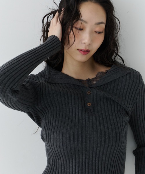 NUJOH(ヌゾ)の「Layered Lace Henley Knit / レイヤードレースヘンリーニット(Tシャツ/カットソー・レディース・ライトベージュ/ブラウン/ホワイト/チャコールグレー・FREE)」の20枚目の写真