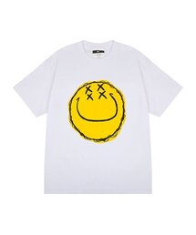 THE MADNESS（ザ マッドネス）の「HAND WORK FOUR x SMILE T-SHIRTS_WH（Tシャツ/カットソー）」
