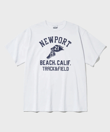 OUTSTANDING（アウトスタンディング）の「V.S.C TEE(NEWPORT)_WHITE（Tシャツ/カットソー）」