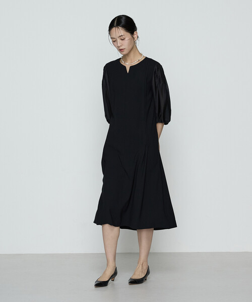K.T KIYOKO TAKASE(キヨコタカセ)の「バックサテンストレッチ ドレス(ワンピース・レディース・ブラック・9号)」の2枚目の写真