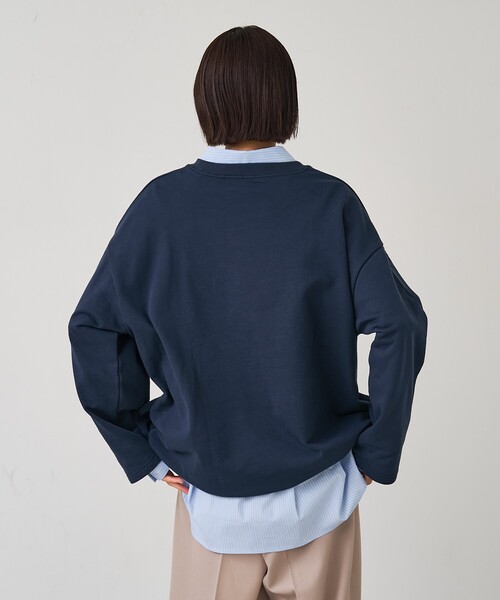 abahouse mavie（アバハウスマヴィ）の「【オーバーサイズ】裏毛ドロストロゴプルオーバー（スウェット・レディース・ネイビー/ブラック/ライトグレー・フリー）」の9枚目の写真