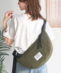 Java（ジャバ）の「《JaVaジャバコラボ》見かけによらず大容量!ラウンドクロワッサンショルダーバッグ（ショルダーバッグ）」