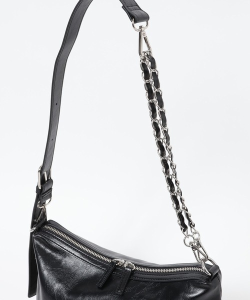 LOWRYS FARM（ローリーズファーム）の「チェーンツキ２ＷＡＹショルダー　634539（ショルダーバッグ・レディース・ブラック/ブラウン/ベージュ・FREE）」の8枚目の写真