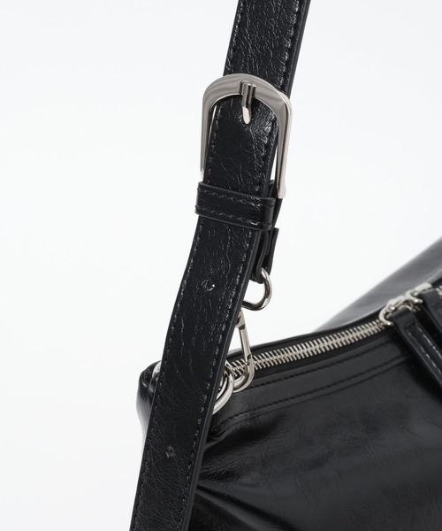 LOWRYS FARM（ローリーズファーム）の「チェーンツキ２ＷＡＹショルダー　634539（ショルダーバッグ・レディース・ブラック/ブラウン/ベージュ・FREE）」の15枚目の写真