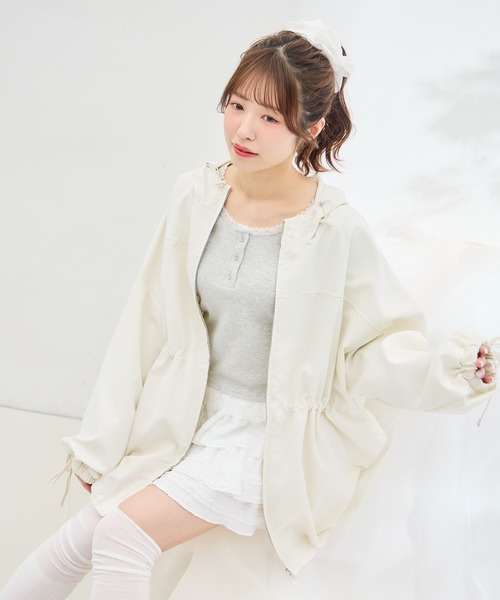 INGNI(イング)の「【WEB限定】ヘンリーネックレース付プレートロゴ長袖リブトップス(Tシャツ/カットソー・レディース・ブラック/グレー・M)」の22枚目の写真