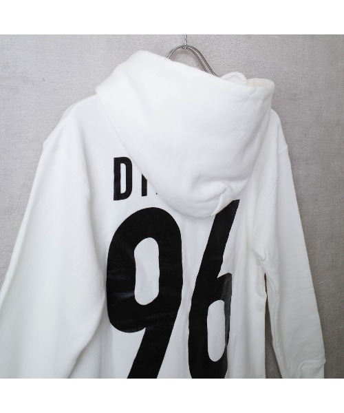 DIM MAK（ディムマック）の「【PH1】【DIM MAK】96 LOGO PRINT PARKA DIM-16SCS-002（パーカー・レディース・ホワイト・MEDIUM）」の11枚目の写真