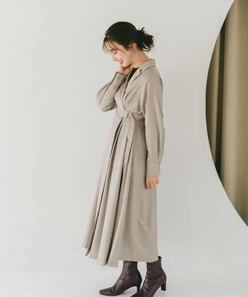 COHINA（コヒナ）の「ウエストベルトテーラードワンピース 【低身長・小柄女性】（ワンピース・レディース・ベージュ/ネイビー・SHORT/REGULAR）」の9枚目の写真