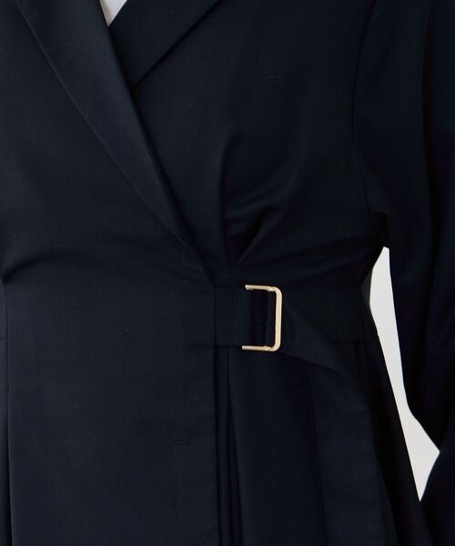 COHINA（コヒナ）の「ウエストベルトテーラードワンピース 【低身長・小柄女性】（ワンピース・レディース・ベージュ/ネイビー・SHORT/REGULAR）」の17枚目の写真