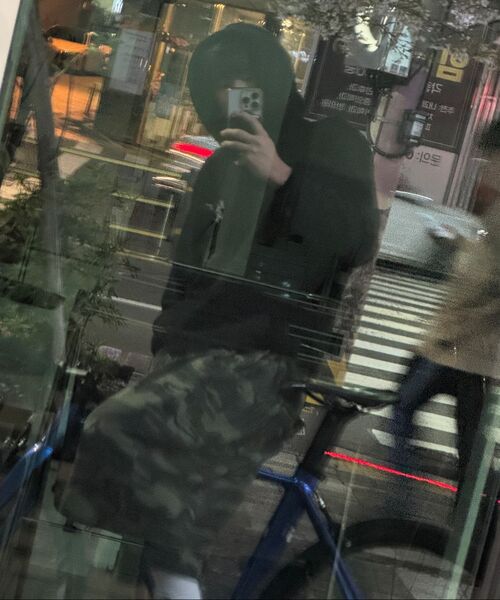 VENHIT(ベンヒット)の「VH CREW フードパーカー(パーカー・レディース・ブラック/ブラウン/グレー/カーキ/バーガンディー・MEDIUM/LARGE/X-LARGE/2XL)」の22枚目の写真