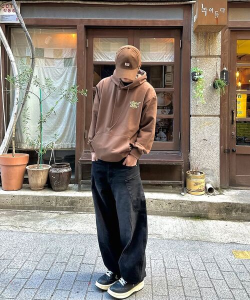 VENHIT(ベンヒット)の「VH CREW フードパーカー(パーカー・レディース・ブラック/ブラウン/グレー/カーキ/バーガンディー・MEDIUM/LARGE/X-LARGE/2XL)」の14枚目の写真